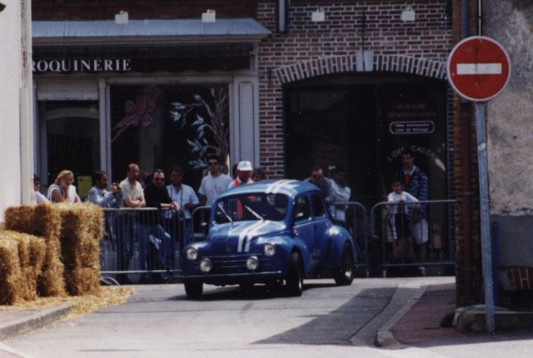 La 4CV de PASCAL