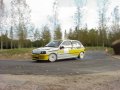 Une clio sur le circuit