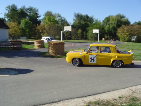 La voiture numro 12