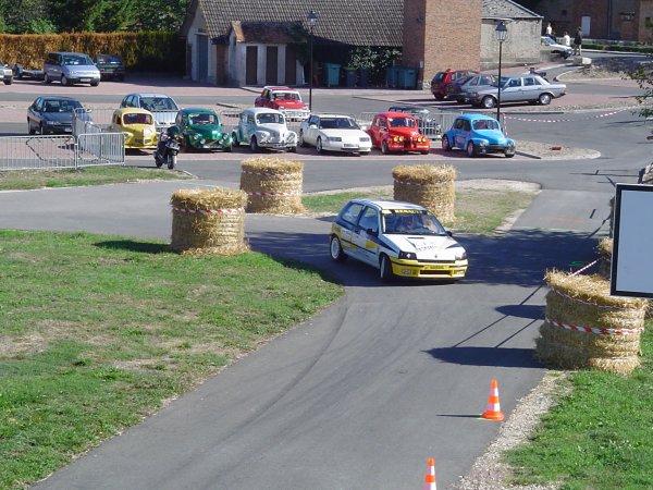 La voiture numro 30