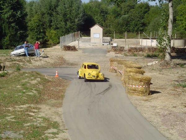 La voiture numro 33