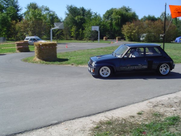 La voiture numro 35