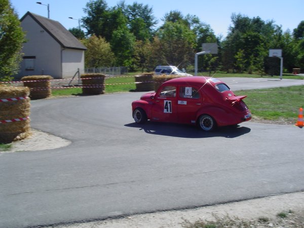 La voiture numro 8